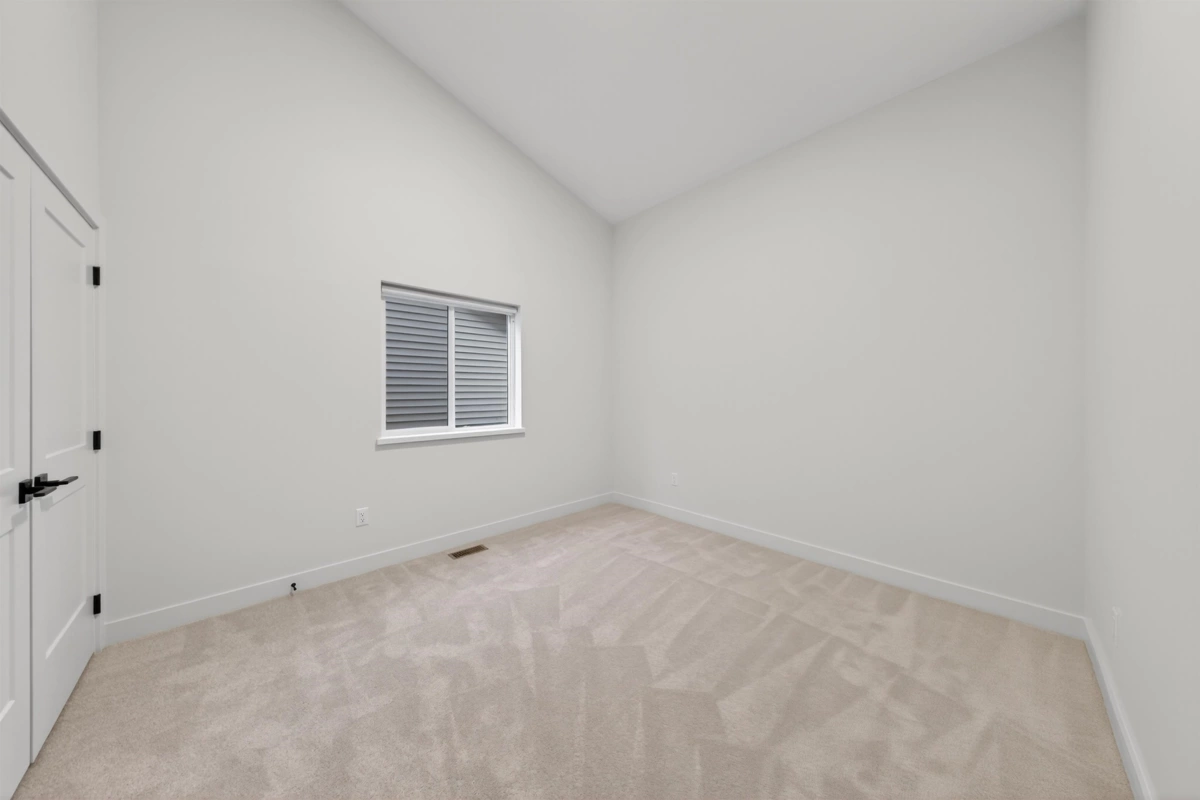 Garden / Landscaping Photo of 14111 230 Street, Maple Ridge, BC