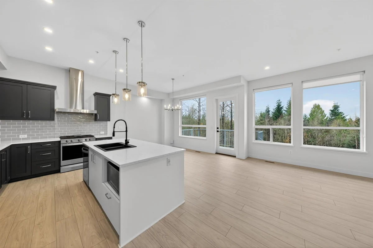 Mudroom Photo of 14111 230 Street, Maple Ridge, BC