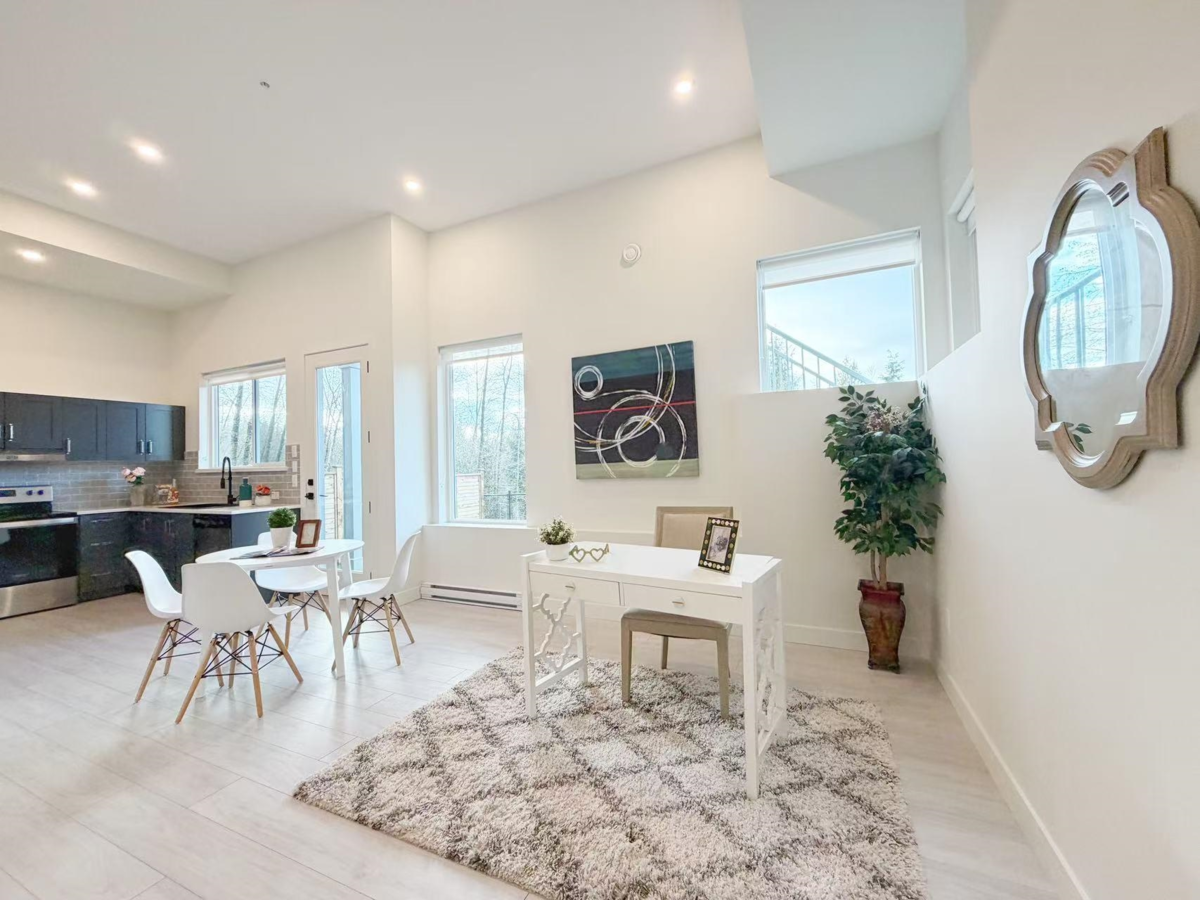 Primary Bathroom Photo of 14111 230 Street, Maple Ridge, BC