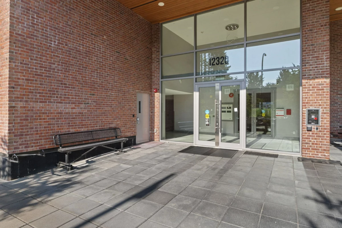 Mudroom Photo of PH14 12320 222 Street, Maple Ridge, BC