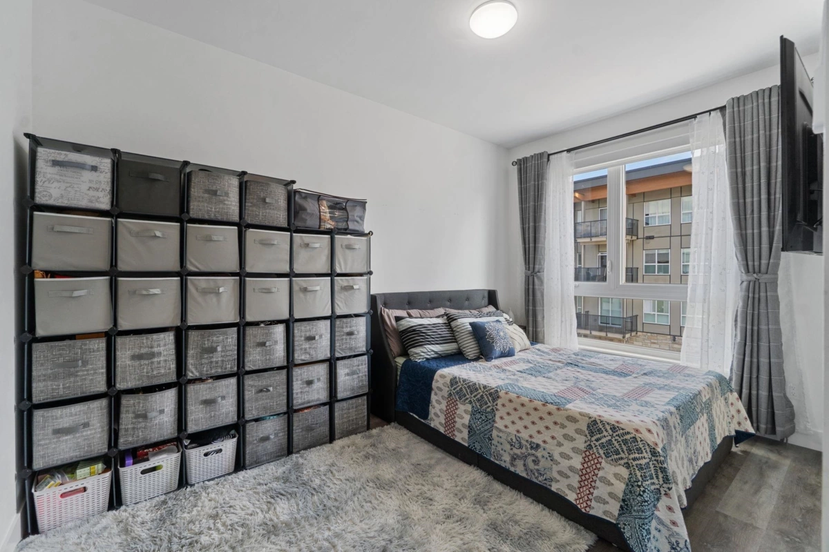 Powder Room Photo of PH14 12320 222 Street, Maple Ridge, BC