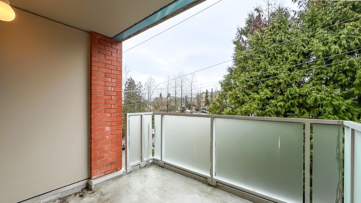 Guest Bathroom Photo of 403 3811 Hastings Street, Burnaby, BC