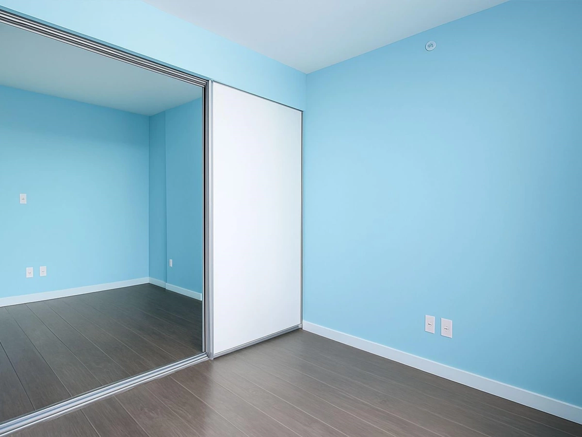 Kitchen Island Photo of 606 13303 Central Avenue, Surrey, BC