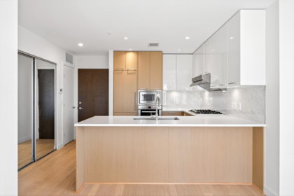 325 4033 May Drive, Richmond, BC, Richmond — Apartment/Condo for sale