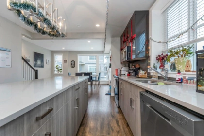 Breakfast Nook Photo of 125 8413 Midtown Way, Chilliwack, BC