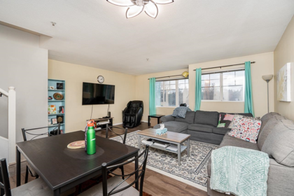 Kitchen Photo of 4 8814 216 Street, Langley, BC