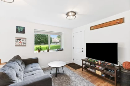 Hallway Photo of 21099 Berry Avenue, Maple Ridge, BC
