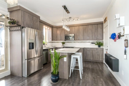 Kitchen Photo of 503 19228 64 Avenue, Surrey, BC
