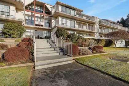 202 33233 E Bourquin Crescent, Abbotsford, BC, Abbotsford — Apartment/Condo for sale