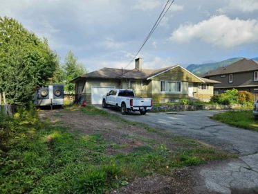 Pantry Photo of 38850 Buckley Avenue, Squamish, BC