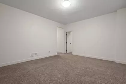Hallway Photo of 8512 Bradshaw Place, Chilliwack, BC