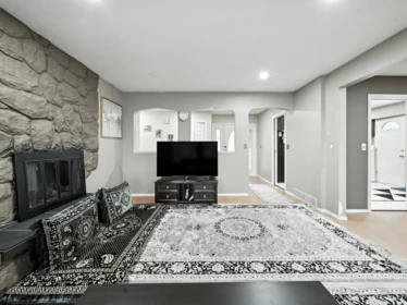 83 Warrick Street, Coquitlam, BC