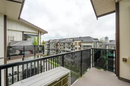 Laundry Room Photo of 612 8538 203a Street, Langley, BC