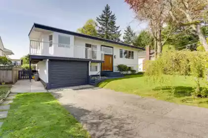 15568 Thrift Avenue, White Rock, BC, White Rock — Single Family Residence for sale