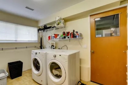 Guest Bathroom Photo of 15568 Thrift Avenue, White Rock, BC