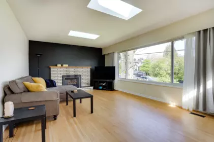 15568 Thrift Avenue, White Rock, BC, White Rock — Single Family Residence for sale