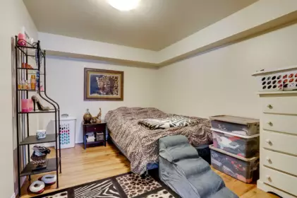 Staircase Photo of 15568 Thrift Avenue, White Rock, BC