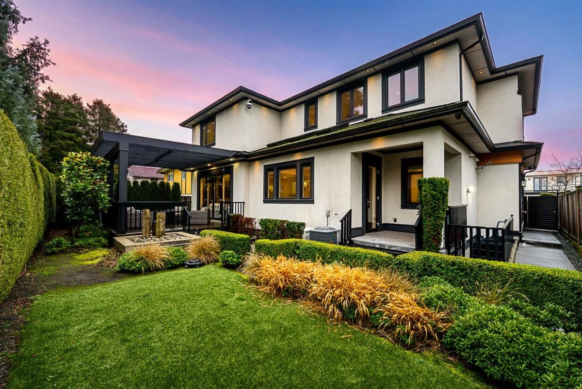 Community Amenities Photo (Clubhouse) of 14237 Vine Avenue, White Rock, BC