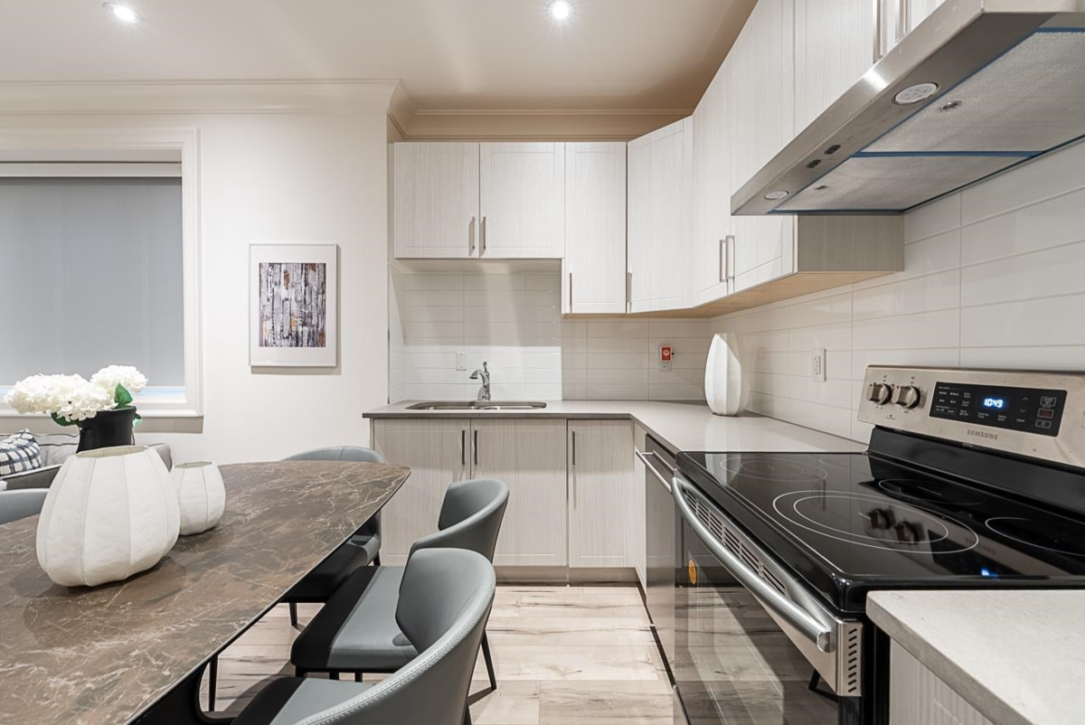 Neighborhood Park Photo Near 14237 Vine Avenue, White Rock, BC