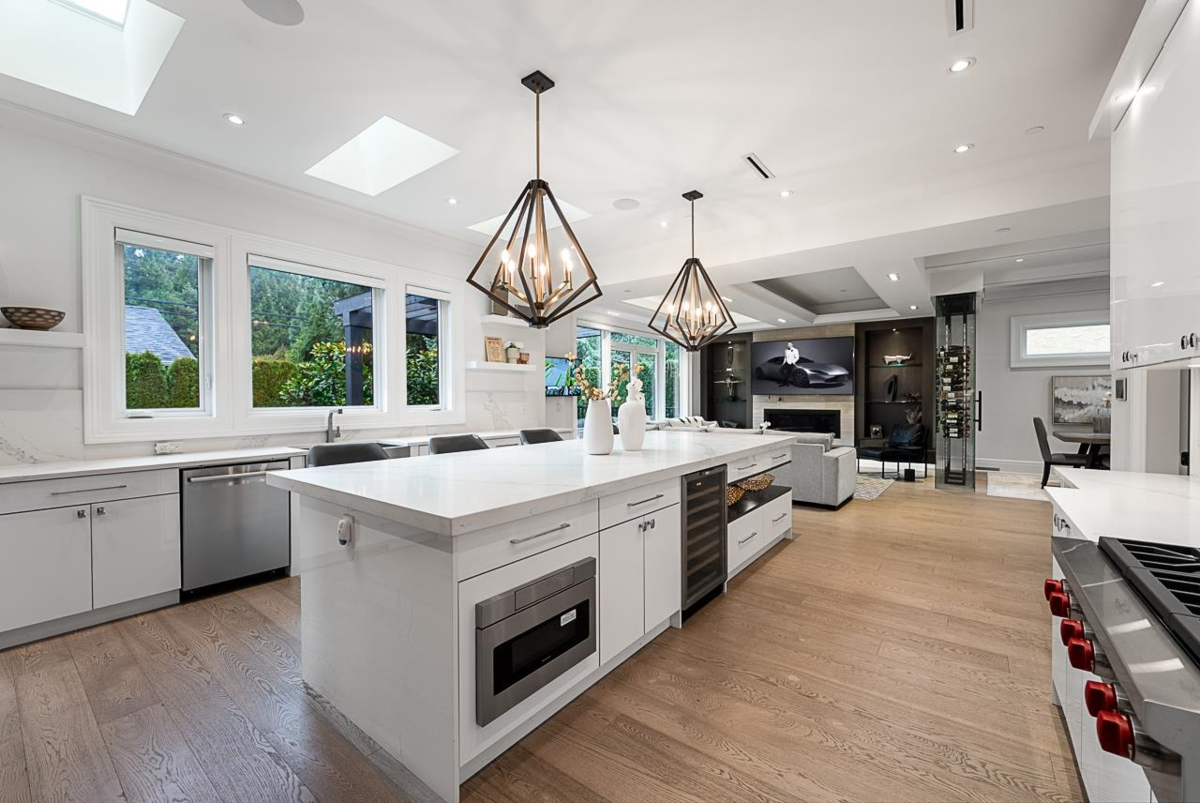 Pantry Photo of 14237 Vine Avenue, White Rock, BC