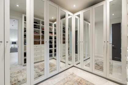Entry Foyer Photo of 14237 Vine Avenue, White Rock, BC