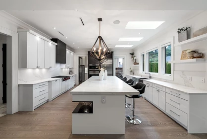Kitchen Photo of 14237 Vine Avenue, White Rock, BC