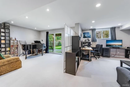 Entry Foyer Photo of 6 Alder Drive, Port Moody, BC