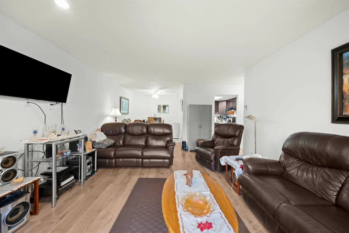 Kitchen Photo of 416 2915 Glen Drive, Coquitlam, BC