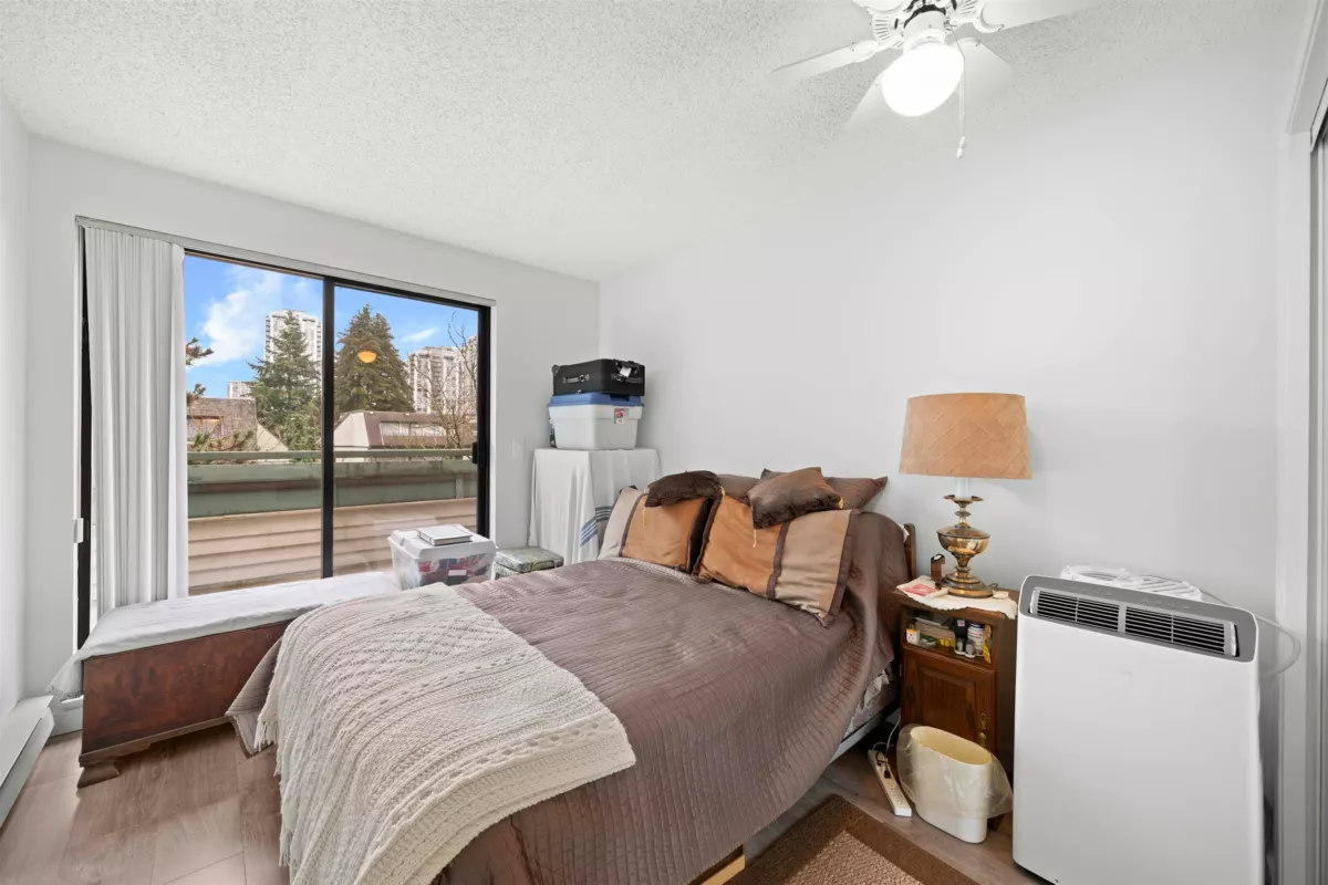 Primary Bathroom Photo of 416 2915 Glen Drive, Coquitlam, BC