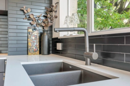 Primary Bathroom Photo of 101 2135 Argyle Avenue, West Vancouver, BC