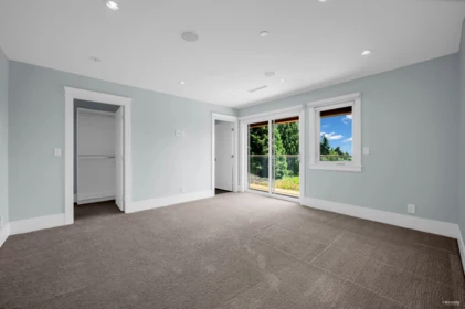 Hallway Photo of 1350 Palmerston Avenue, West Vancouver, BC