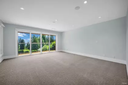 Hot Tub / Spa Photo of 1350 Palmerston Avenue, West Vancouver, BC