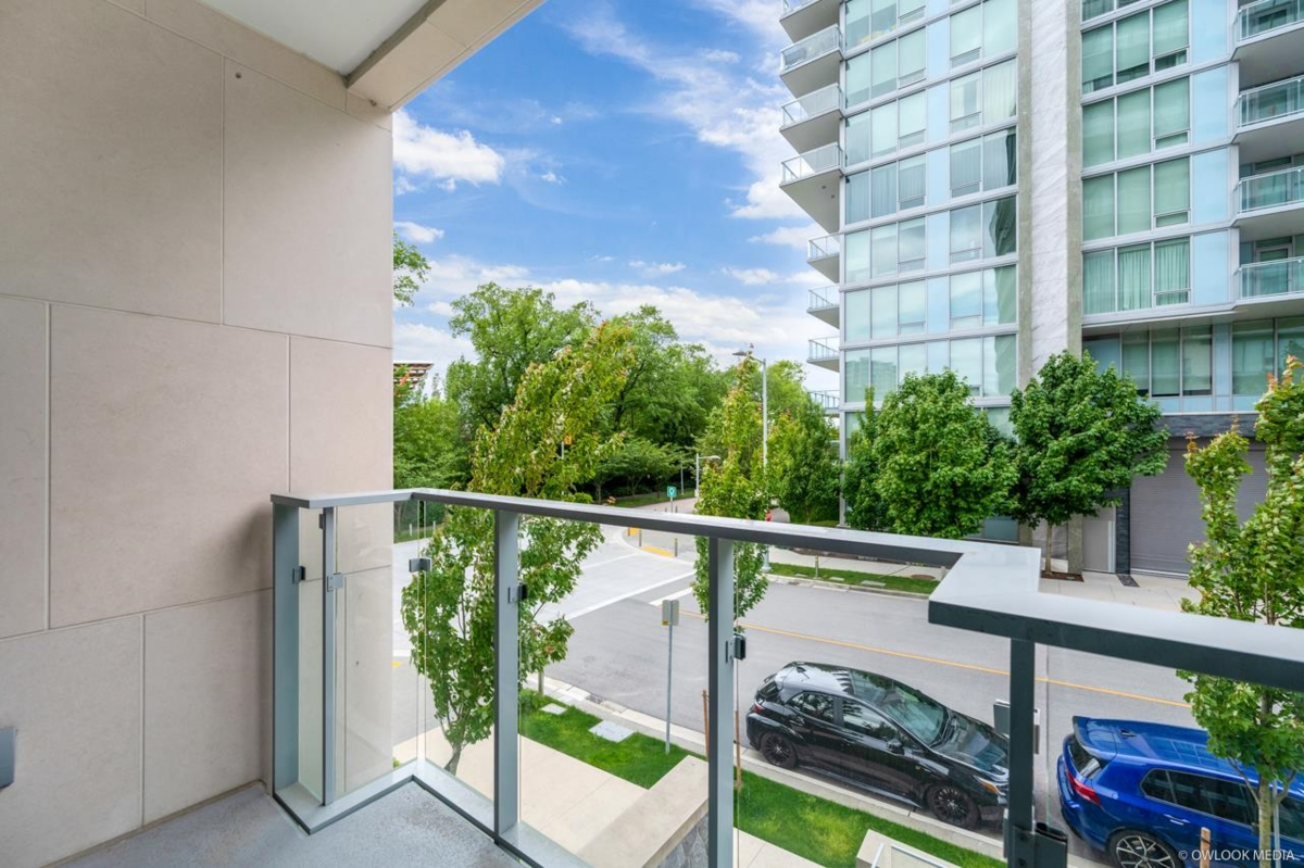 Entry Foyer Photo of 105 6622 Pearson Way, Richmond, BC