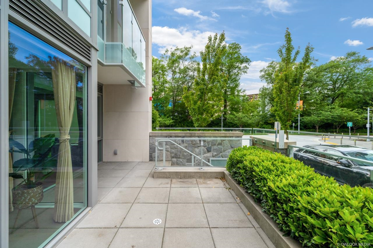 Outdoor Patio Photo of 105 6622 Pearson Way, Richmond, BC