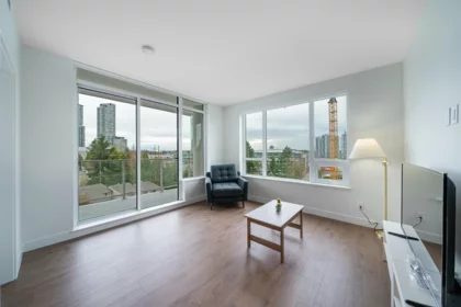 402 13359 Old Yale Road Street, Surrey, BC, Surrey — Apartment/Condo for sale