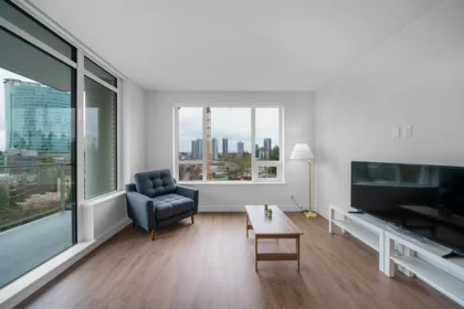 402 13359 Old Yale Road Street, Surrey, BC, Surrey — Apartment/Condo for sale
