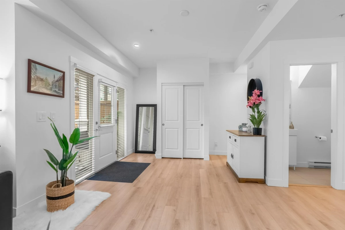Breakfast Nook Photo of 83 20487 65 Avenue, Langley, BC
