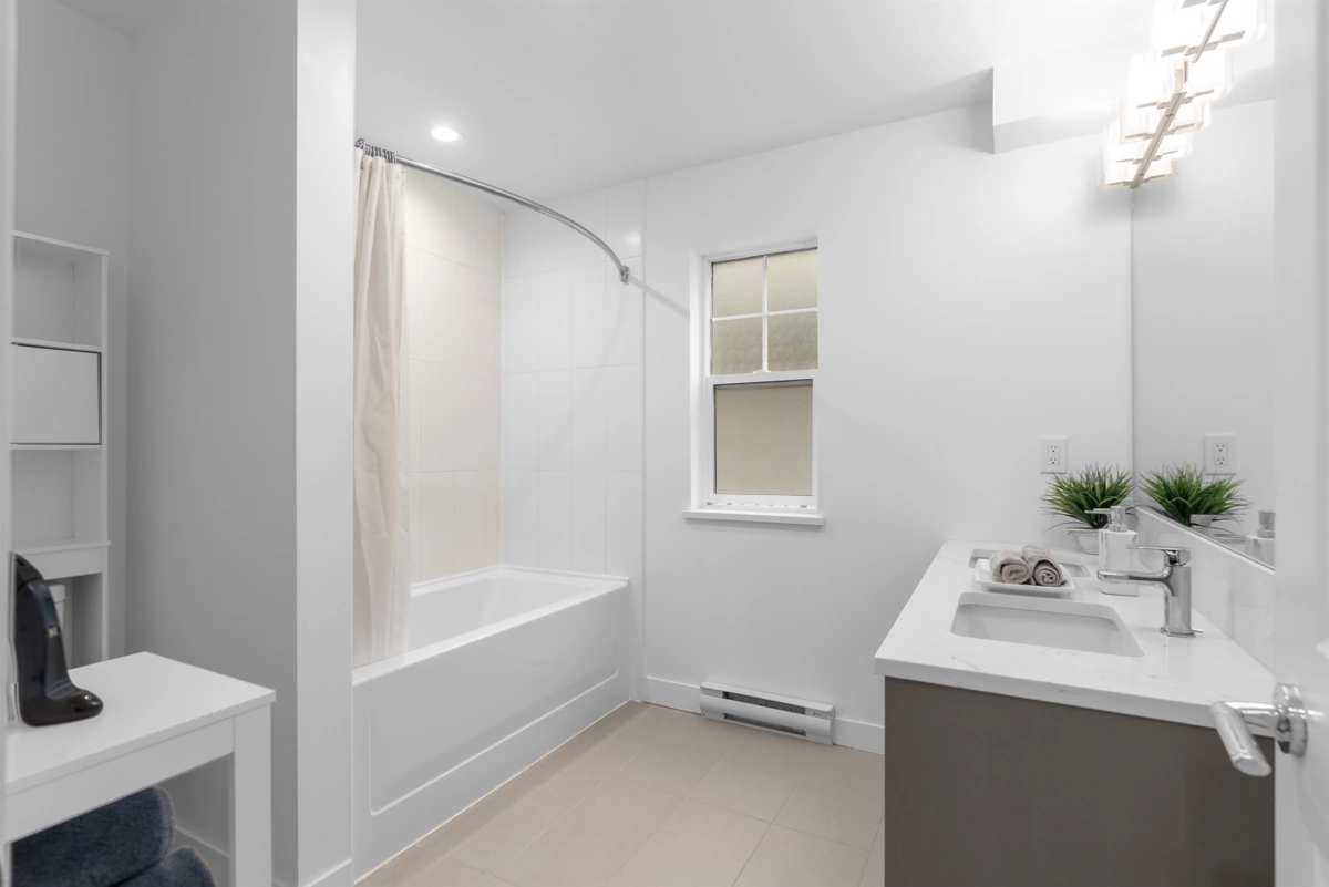 Mudroom Photo of 83 20487 65 Avenue, Langley, BC