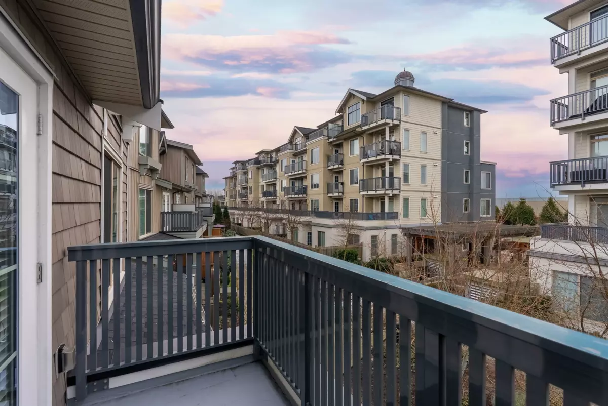 Powder Room Photo of 83 20487 65 Avenue, Langley, BC