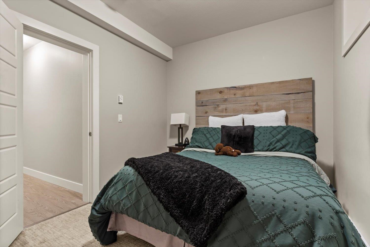 Swimming Pool Photo of 5450 Dolly Varden Lane, Chilliwack, BC