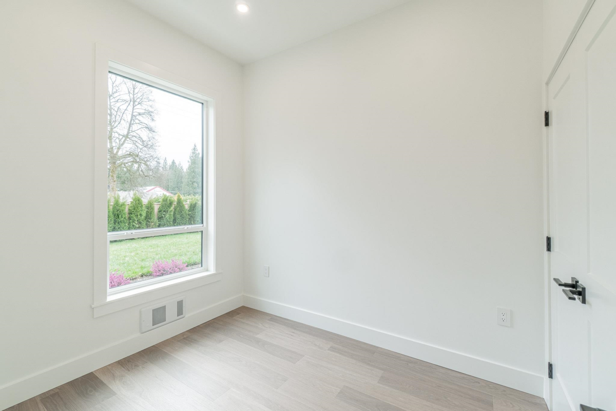 Outdoor Deck Photo of 12018 261 Street, Maple Ridge, BC