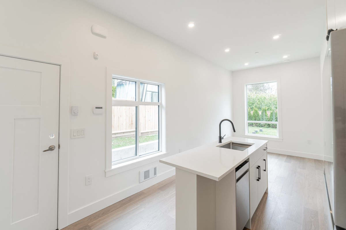 Outdoor Kitchen Photo of 12018 261 Street, Maple Ridge, BC