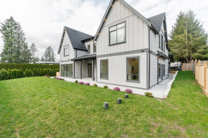 Family Room Photo of 12018 261 Street, Maple Ridge, BC