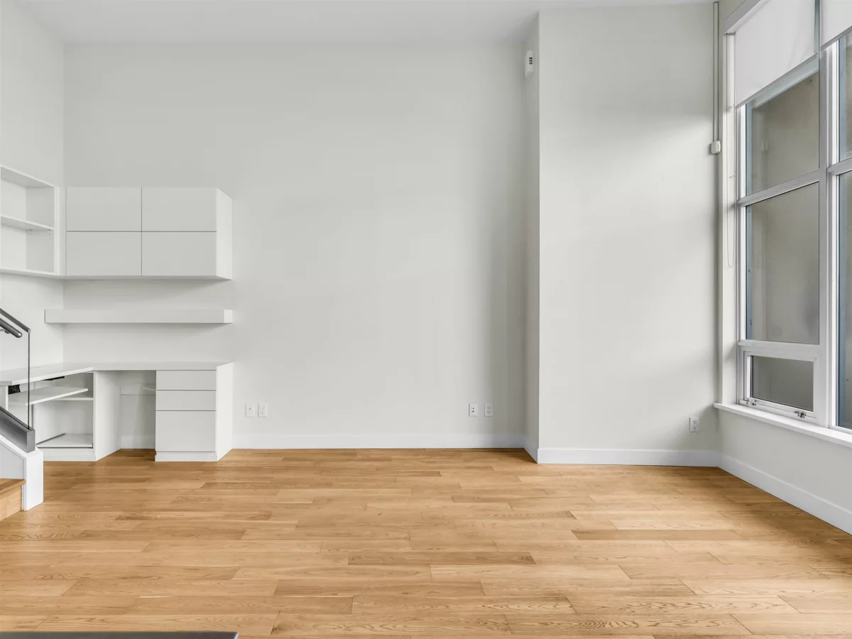 Walk-In Closet Photo of 296 W 1st Avenue, Vancouver, BC