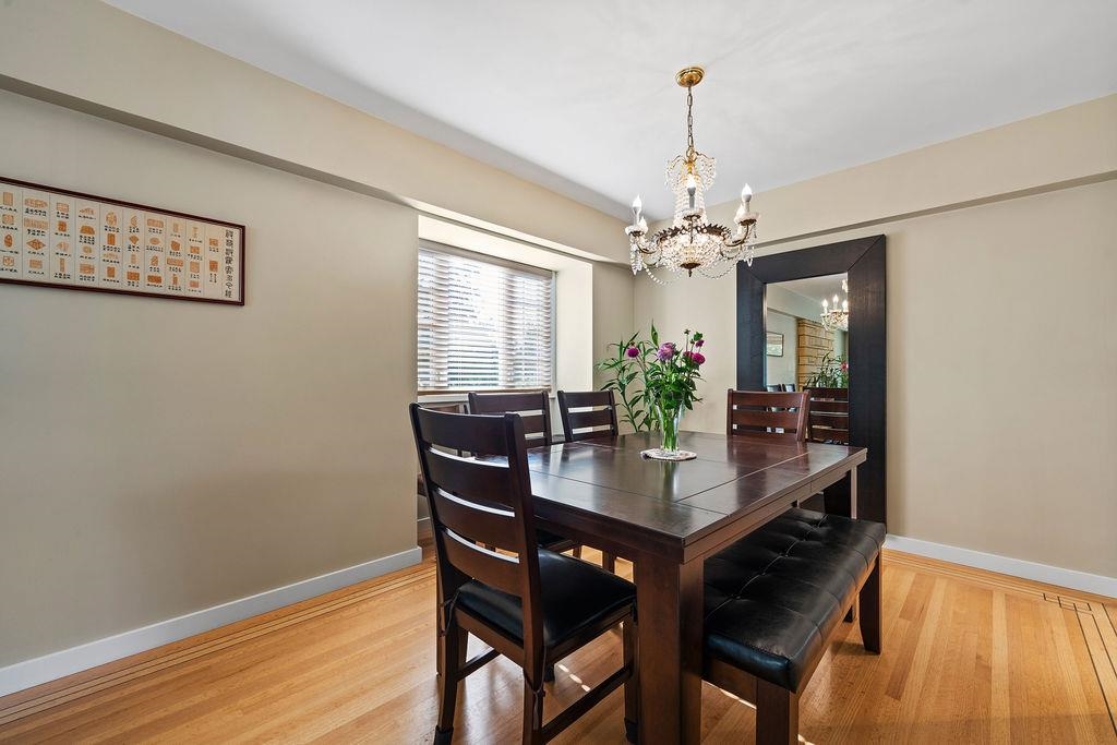 Breakfast Nook Photo of 7292 Shawnee Place, Vancouver, BC
