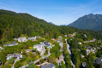 Aerial View of 560 Craigmohr Drive, West Vancouver, BC