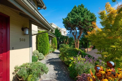 560 Craigmohr Drive, West Vancouver, BC