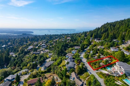 Pantry Photo of 560 Craigmohr Drive, West Vancouver, BC