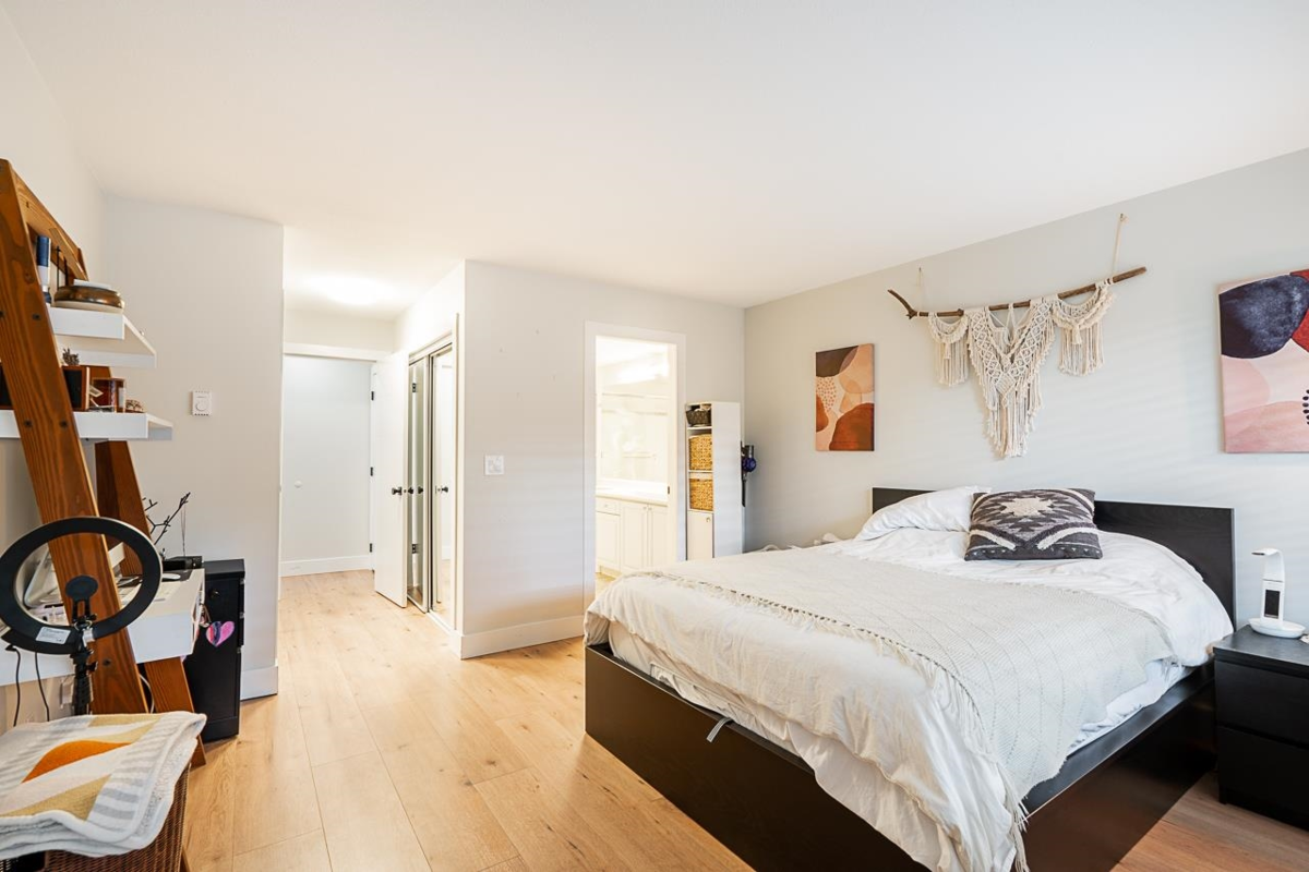 Bedroom 3 Photo of 19 8338 158 Street, Surrey, BC