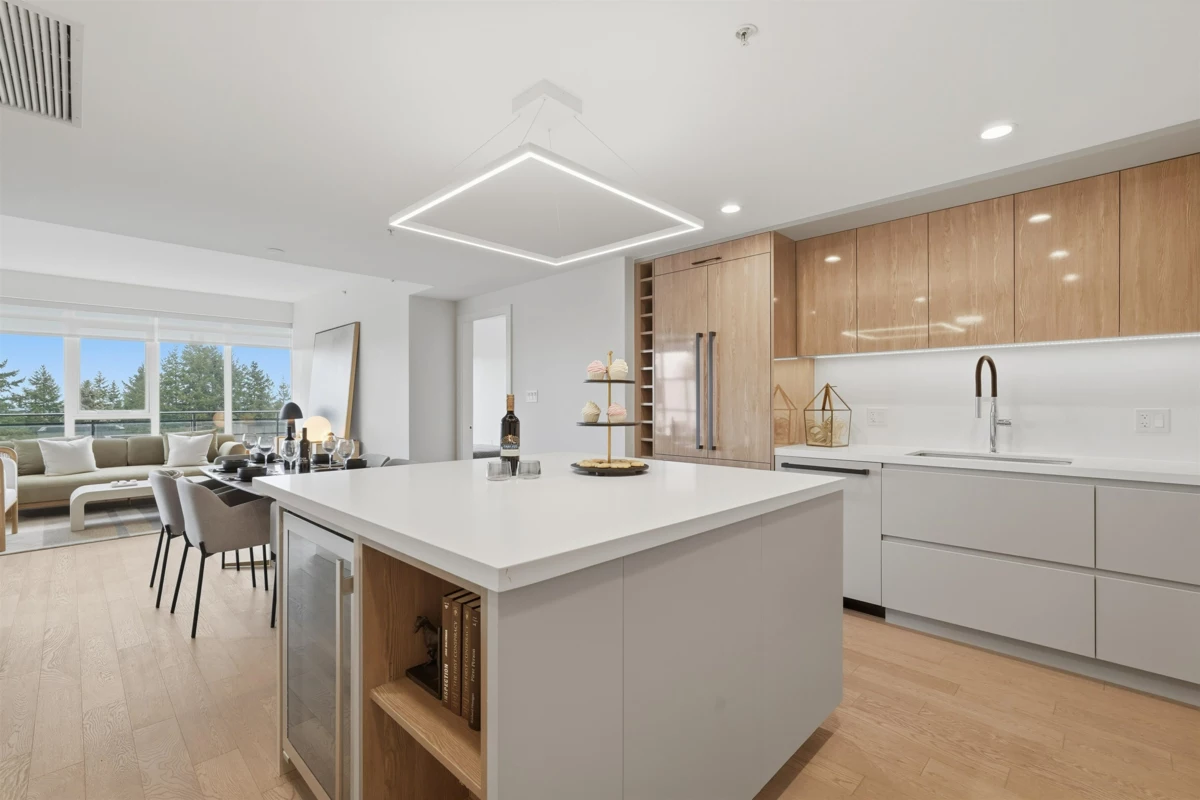 Pantry Photo of 304 1526 Finlay Street, White Rock, BC